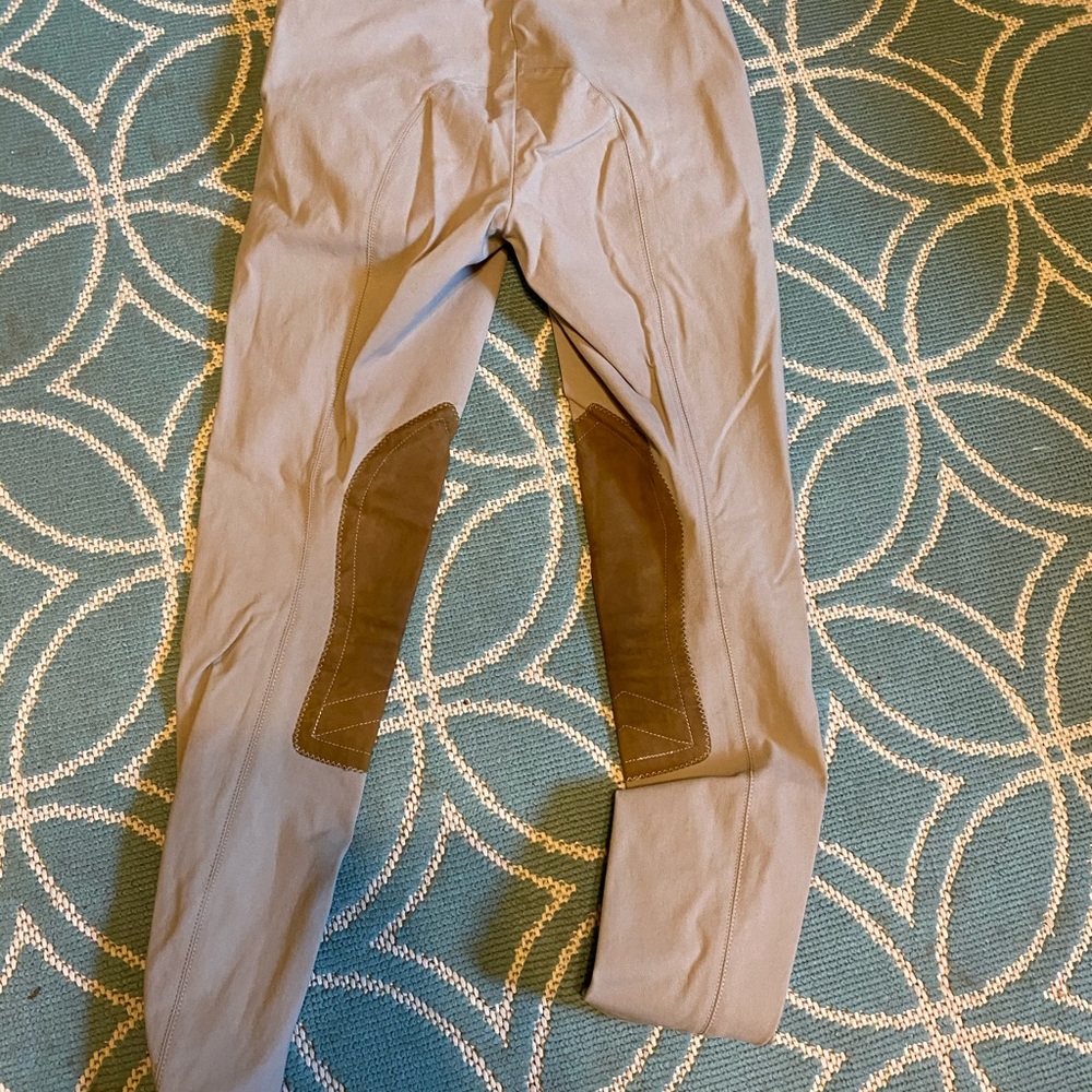 Tailored sportsman women’s 24 good condition tan